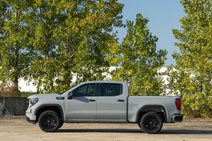 Chevrolet Silverado 1500 Suspension Lift Kit - Front - Rough Country - N3 Leveling Struts - Silver - '19-'24